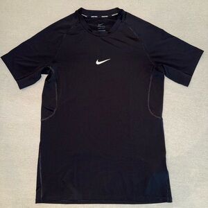 Nike Men's Black Rash Guard